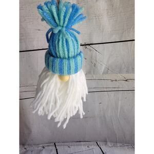 Handmade Hanging Yarn Pom Pom Christmas Gnomes Ornament Teal Blue Hat New